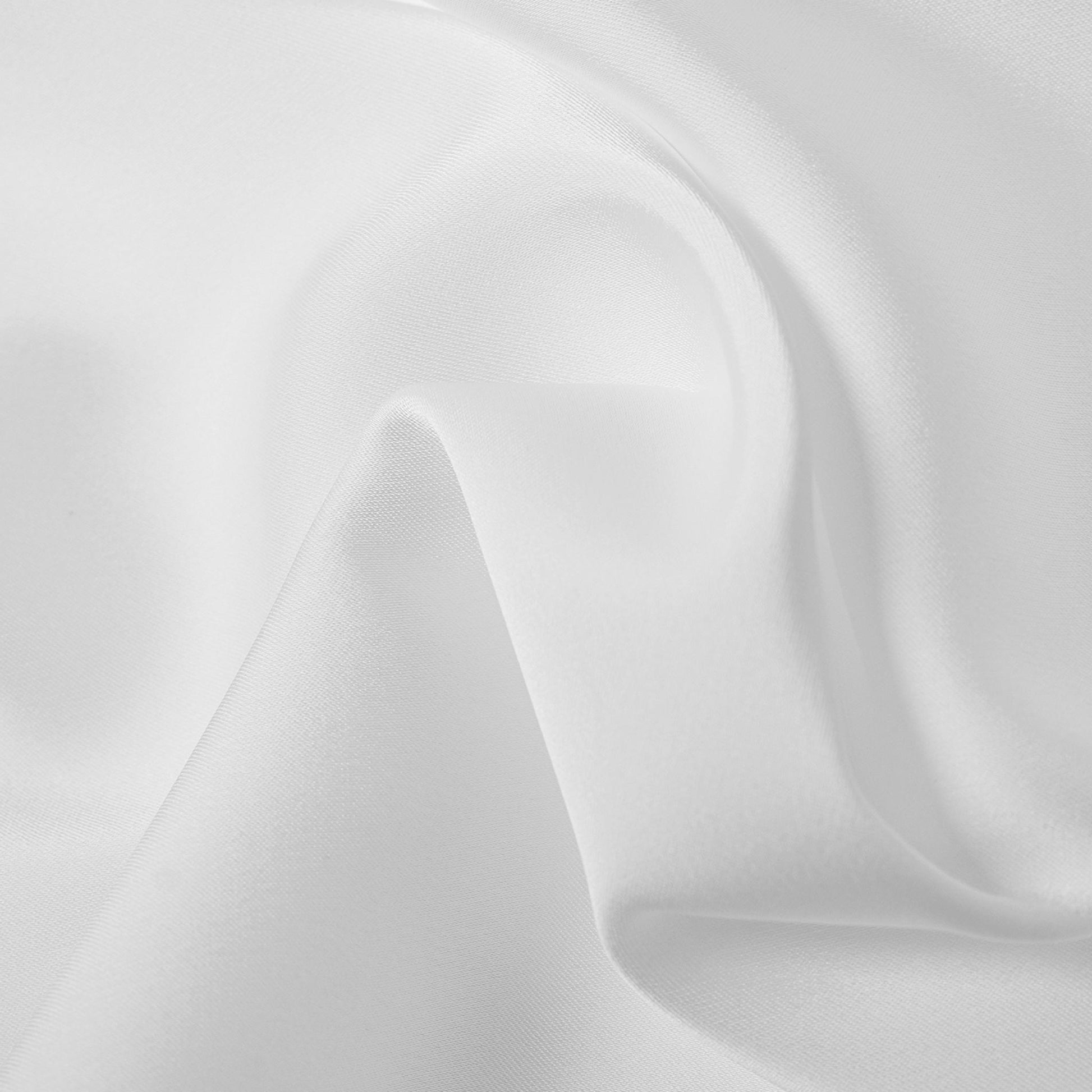 Frost White with Velvet Trim